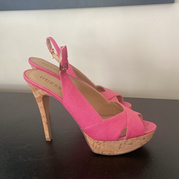 Pink fabric Guess peep toe cork heels size 8.5 - Picture 2 of 12